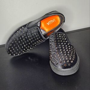 Mens Tallia Artemio Studded Shoes. Size 8. Like new!